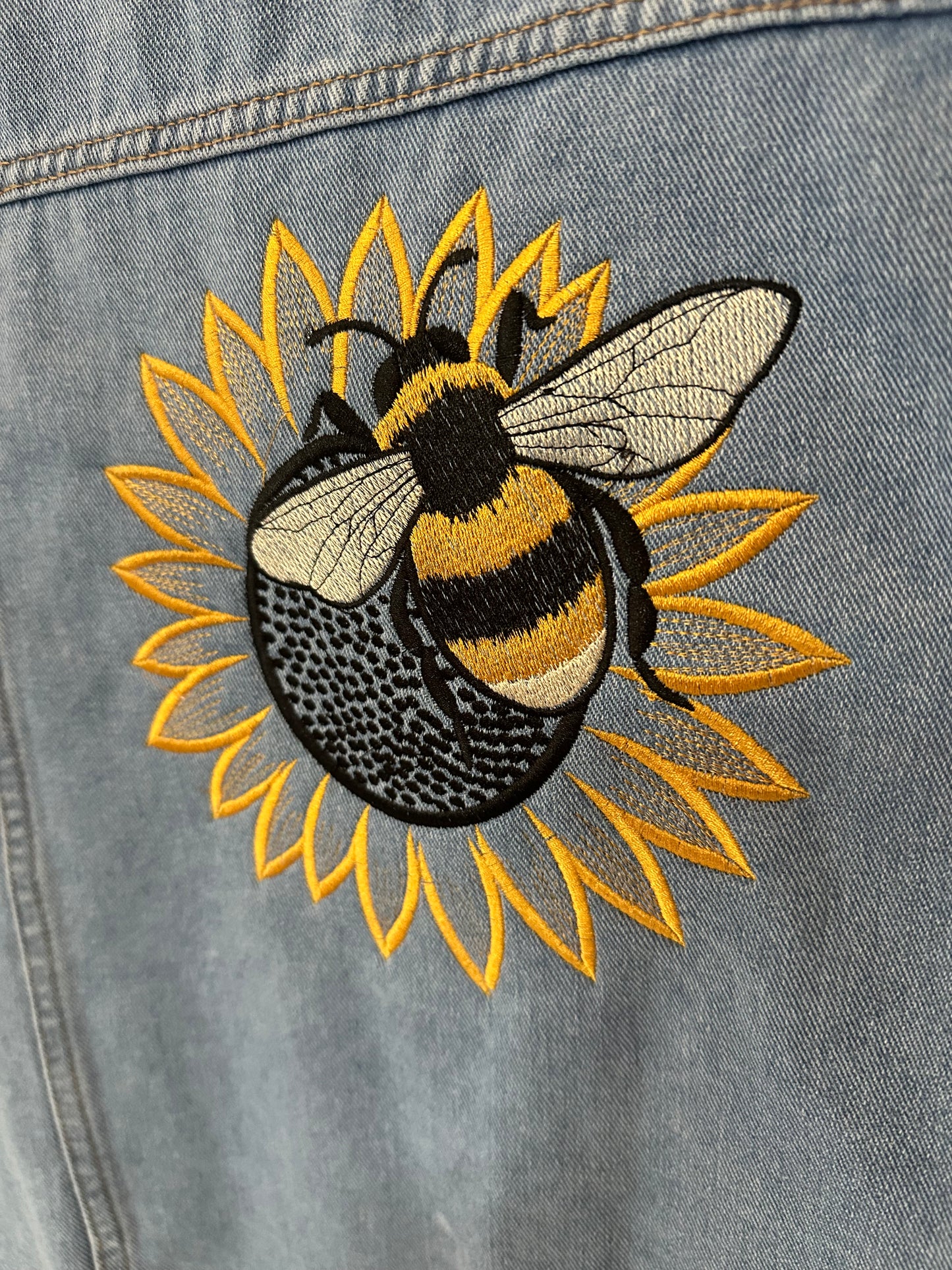 Custom Vest. let it BEE 🐝🐝
